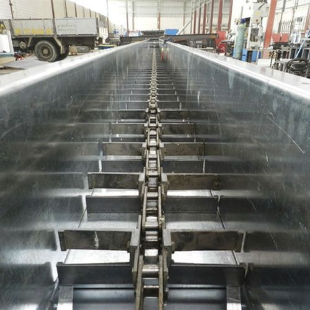 Infeed Chain Conveyor